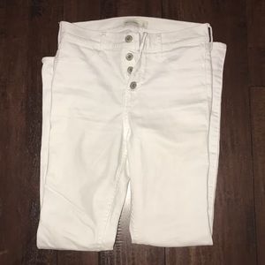 White, High wasted Abercrombie jeans